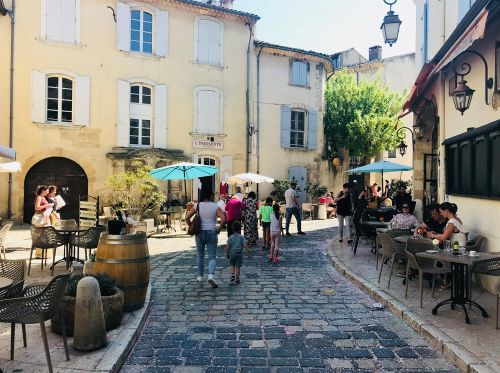 Lourmarin village guided tour