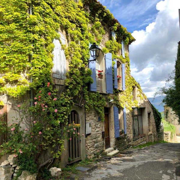 springtime in French village of Saignon