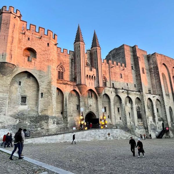 Avignon architecture