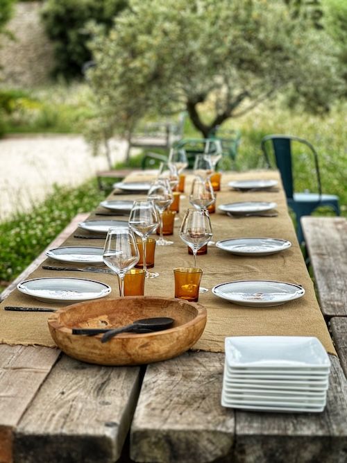 Provence table