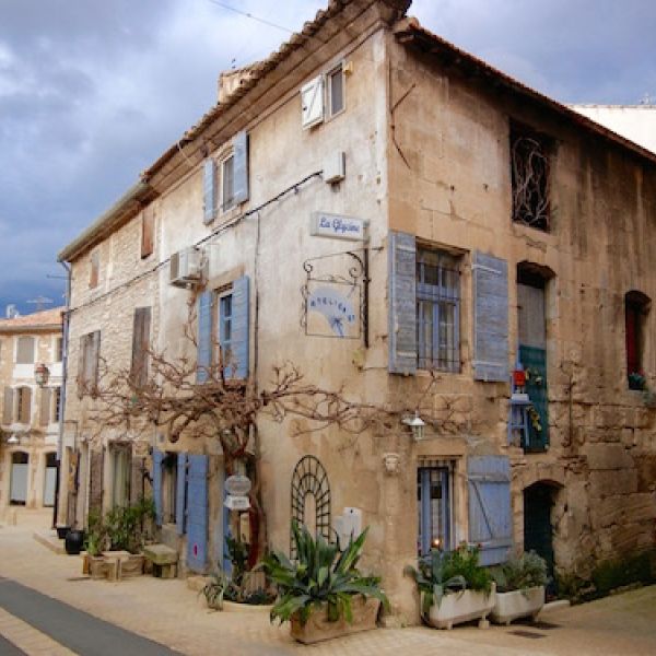 Saint Remy town street